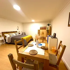 https://casa-laura-naples.hotels-amalfi.com
